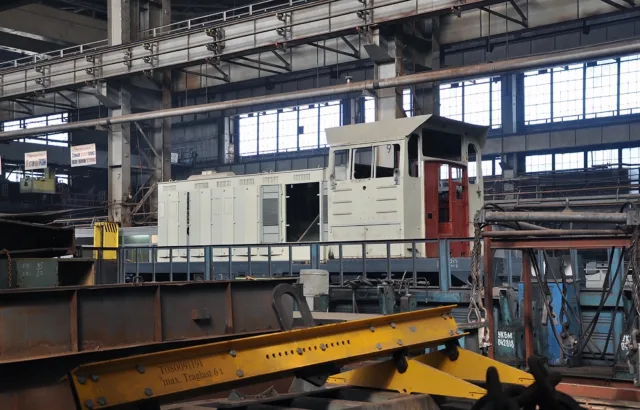 ТЭМ103-002. Украина, Луганская область, ХК "Лугансктепловоз". Автор: Denis. Дата: 17 апреля 2012 г.