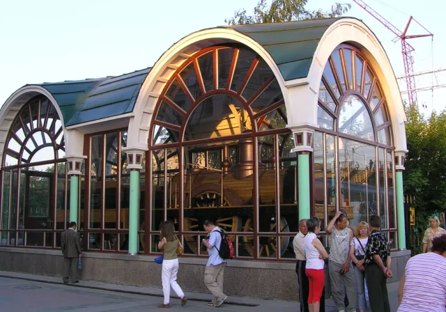 Проворный в Новосибирске. Автор: Glucke. Дата: 12 июня 2005 г.