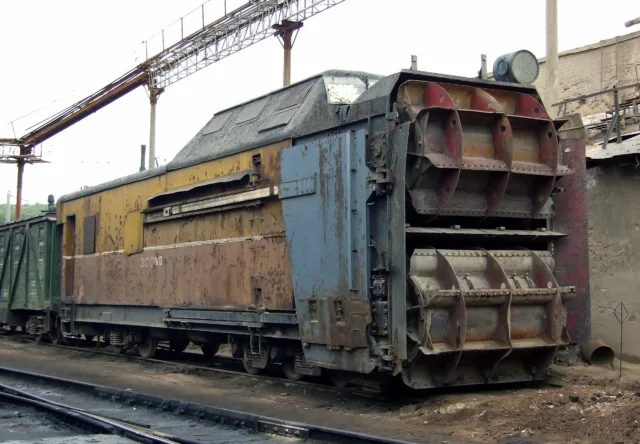 ЭСО-13. Россия, Мурманская область, депо Мурманск. Автор: SHOMAS4416. Дата: 24 июня 2009 г.