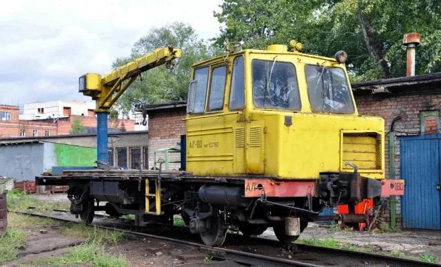 АЛг-180. Россия, Москва, завод имени И. А. Лихачева. Автор: Kela. Дата: 12 сентября 2011 г.