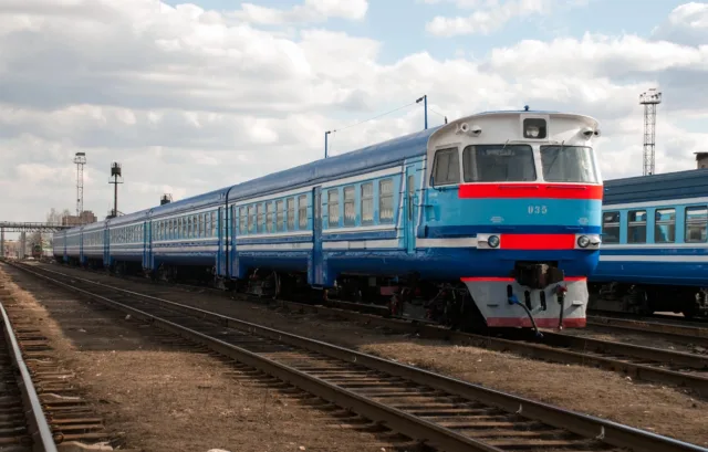 ДР1пТ-035. Беларусь, Могилёвская область, станция Могилёв-I. Автор: А. Тимохин. Дата: 7 апреля 2009 г.