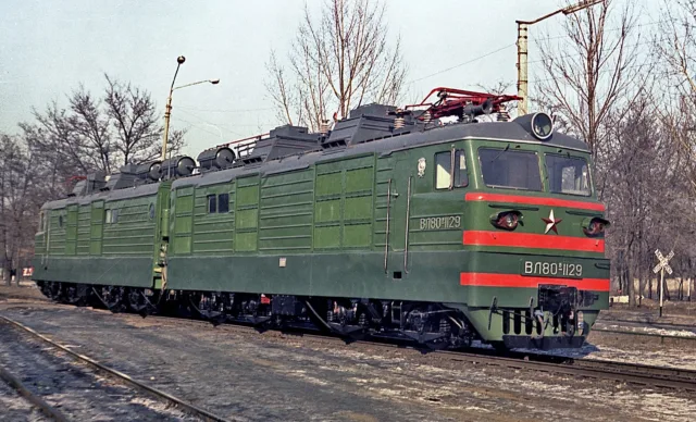 ВЛ80В-1129. СССР, РСФСР, Ростовская область, Новочеркасский электровозостроительный завод. Прислал ЕвРо. Дата: 1975 г.