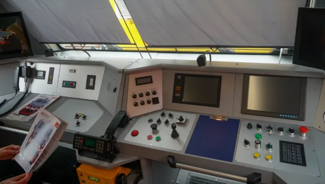 АМ140ПК-001 кабина. Автор: Xenotron. Дата: 29 сентября 2019 г.