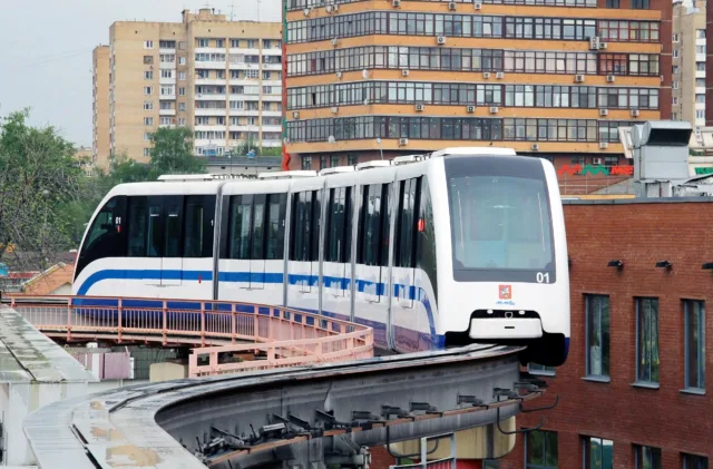 ЭПС-01. Москва, станция Тимирязевская. Автор: ЭР200. Дата: 8 мая 2012 г.
