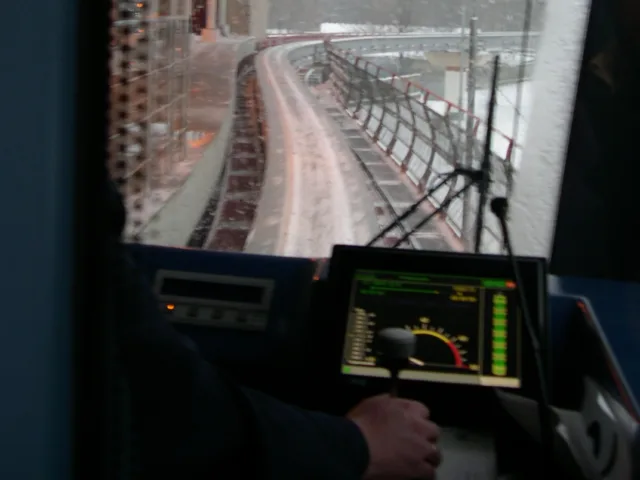 ЭПС-01 пульт машиниста. Автор: ED-tech. Дата: 11 июля 2005 г.